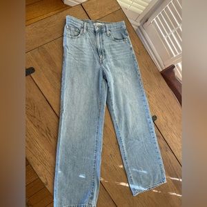 Highwaisted Levi’s straight legged jeans